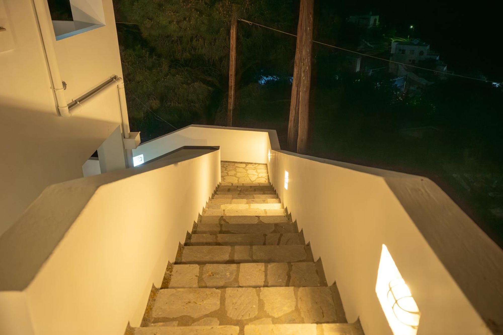 Semini Villa Myrties Екстериор снимка
