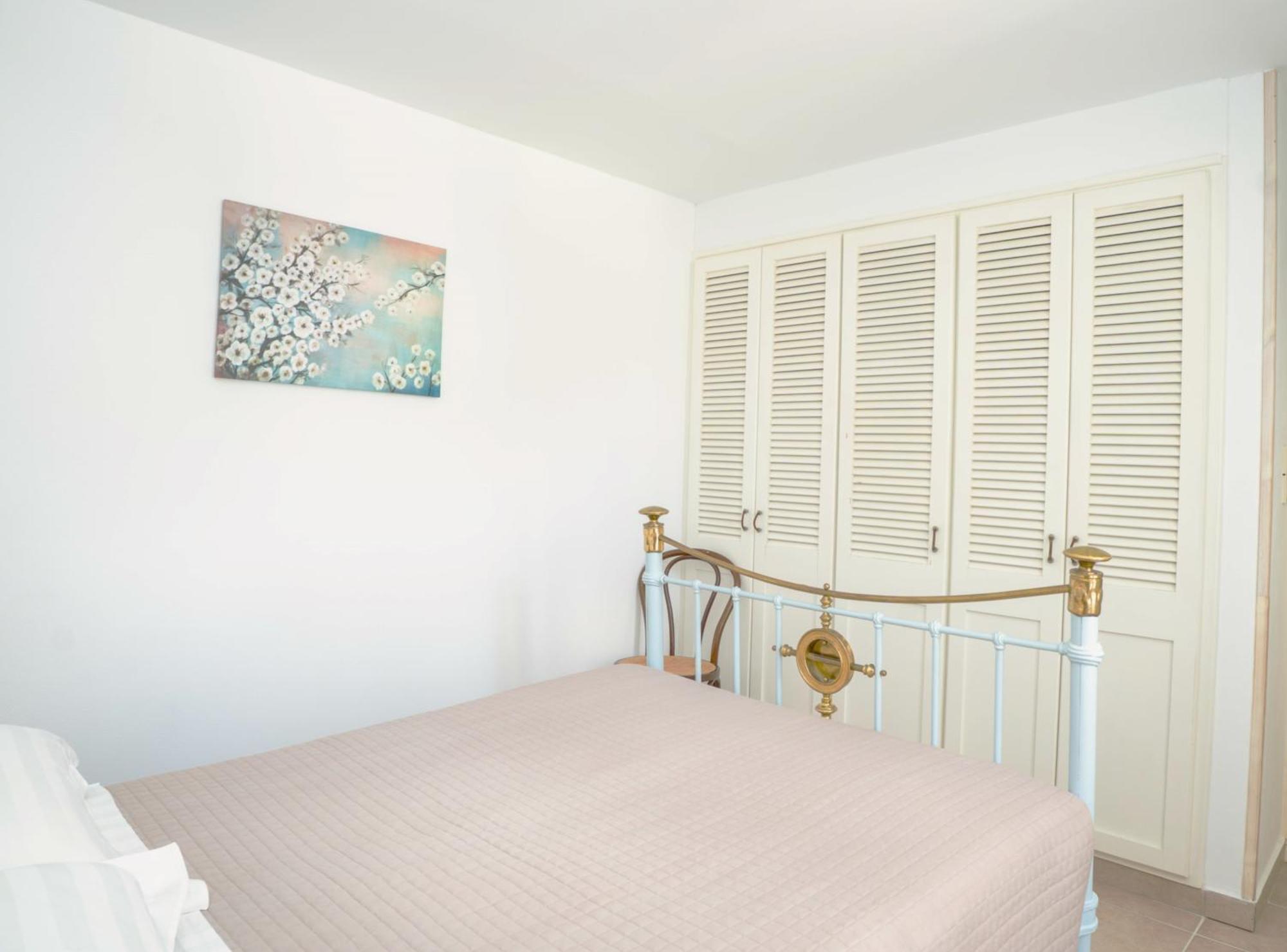 Semini Villa Myrties Екстериор снимка