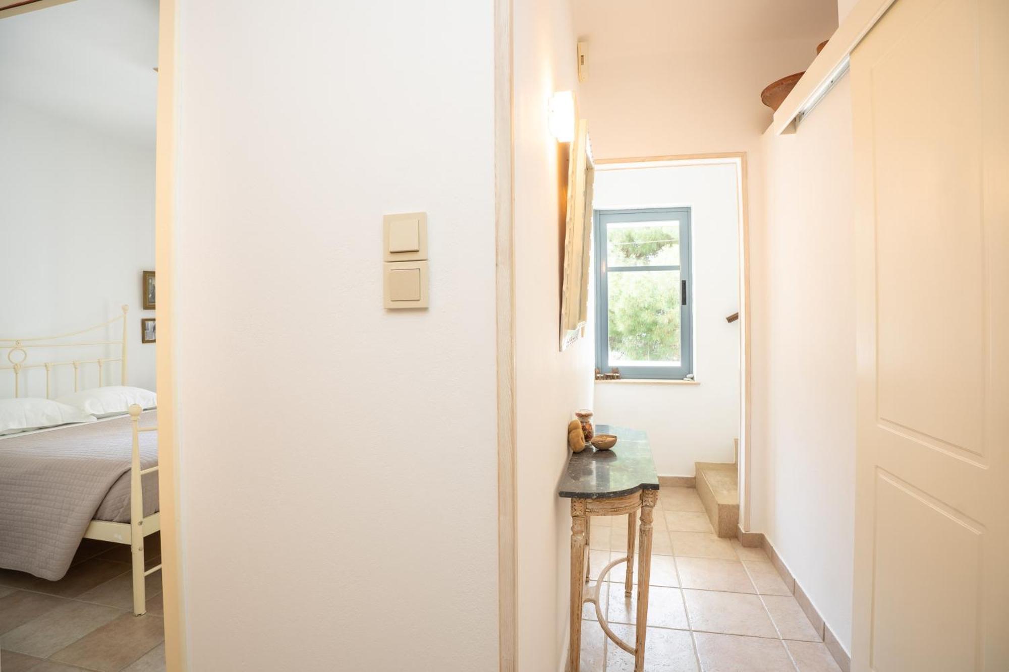 Semini Villa Myrties Екстериор снимка