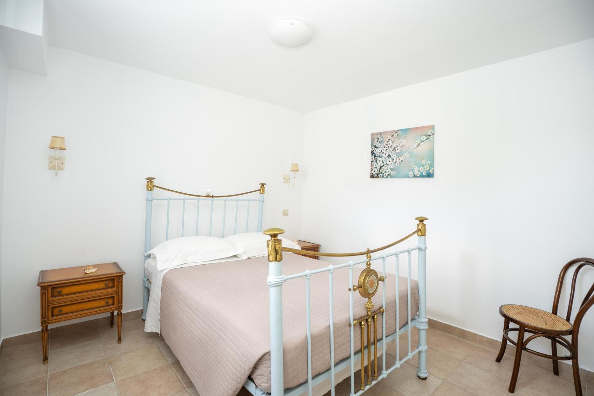 Semini Villa Myrties Екстериор снимка